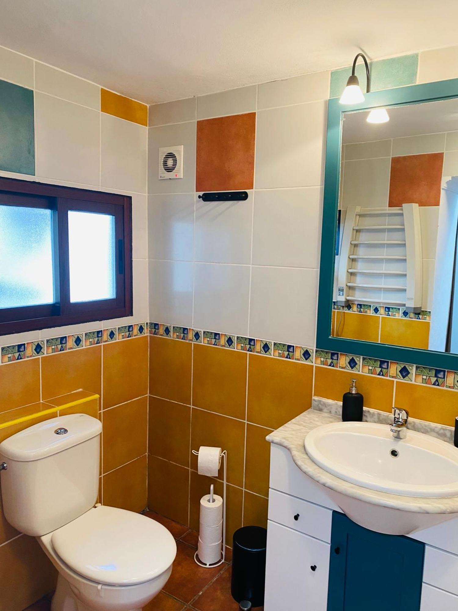 Room With Bathroom In Private House Casa Mar Torrox Bagian luar foto